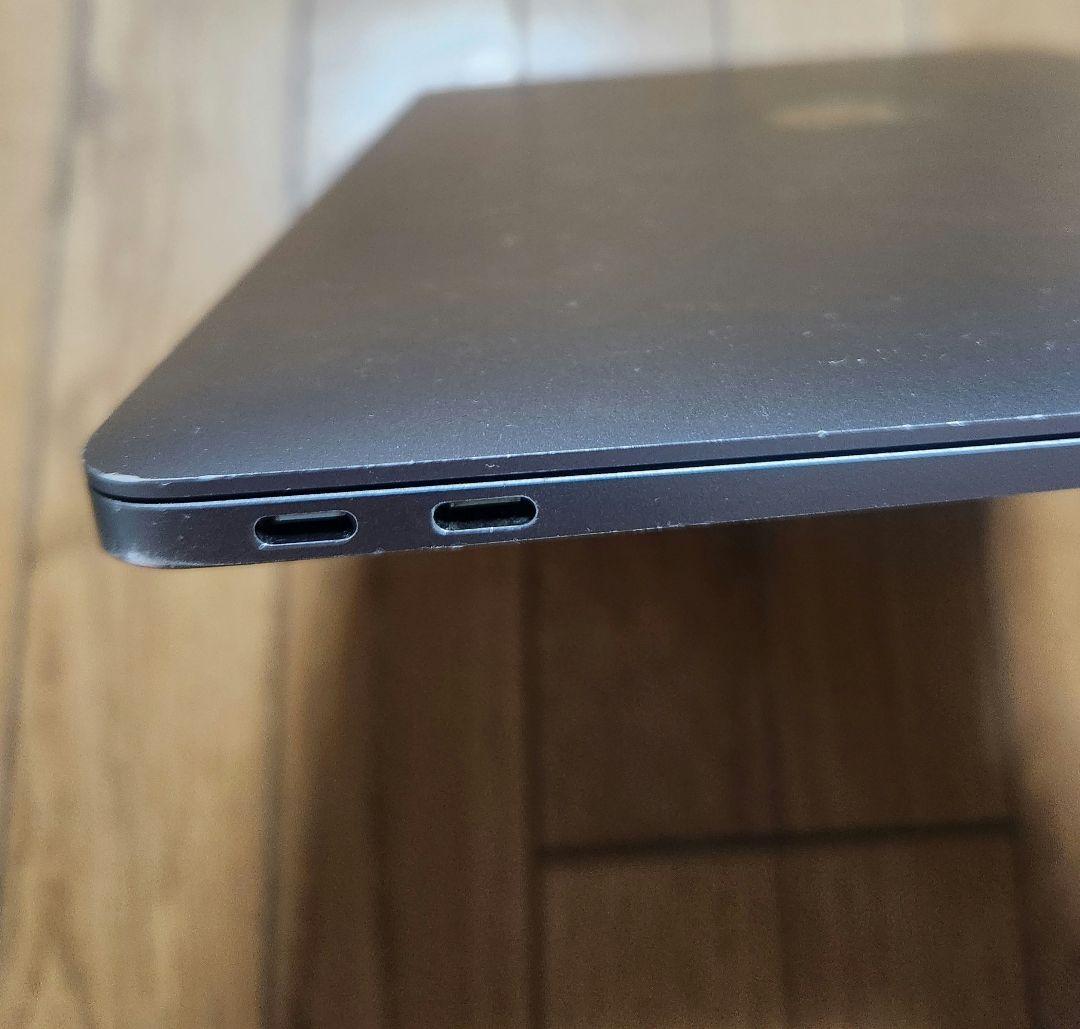 MacBook本体 Macbook Air M1 8GB/256GB
