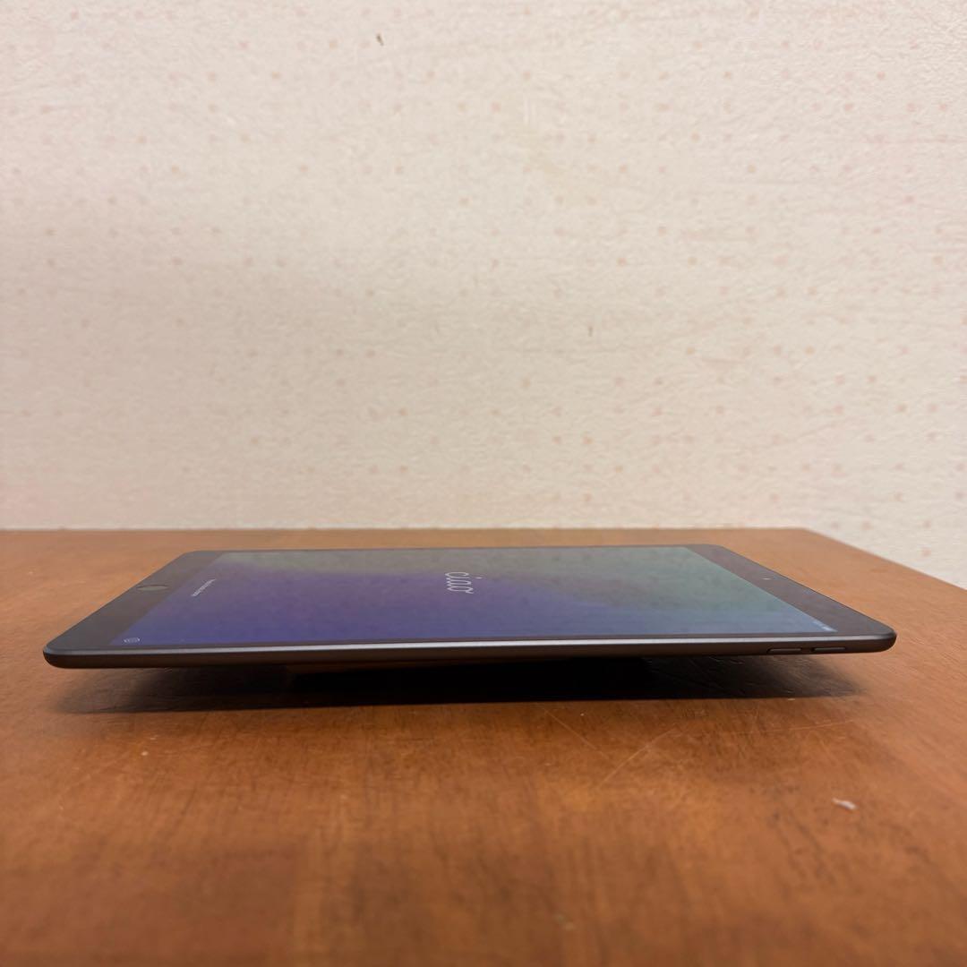 ● 美品 iPad Air 64GB 第3世代 wifiモデル MUUJ2J/A