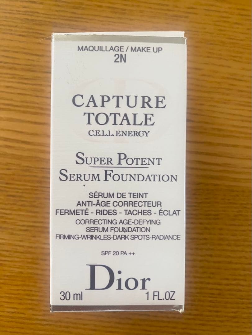 DIOR Beautyカプチュールトータルセルスーパーセラムファンデーション2N