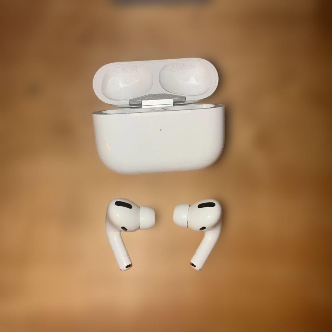 【未使用に近い】AirPods Pro（第1世代）MagSafe対応ケース付き