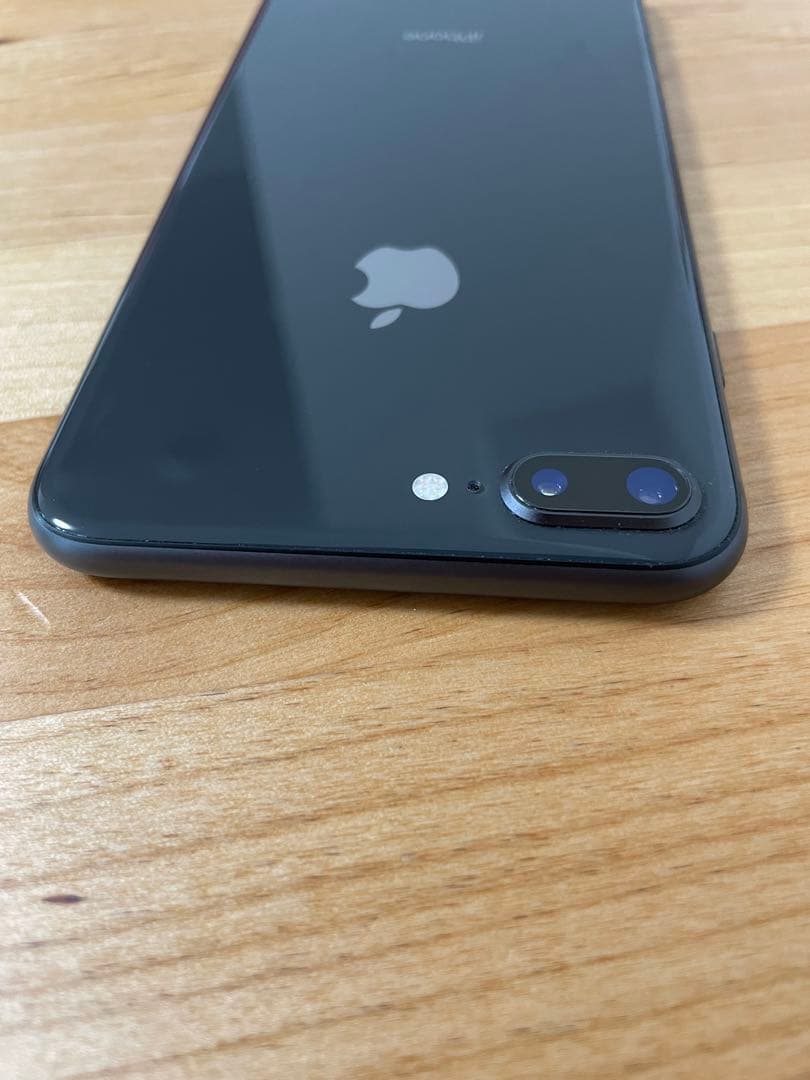 【美品】iPhone 8 plus スペースグレー　256GB　SIMフリー