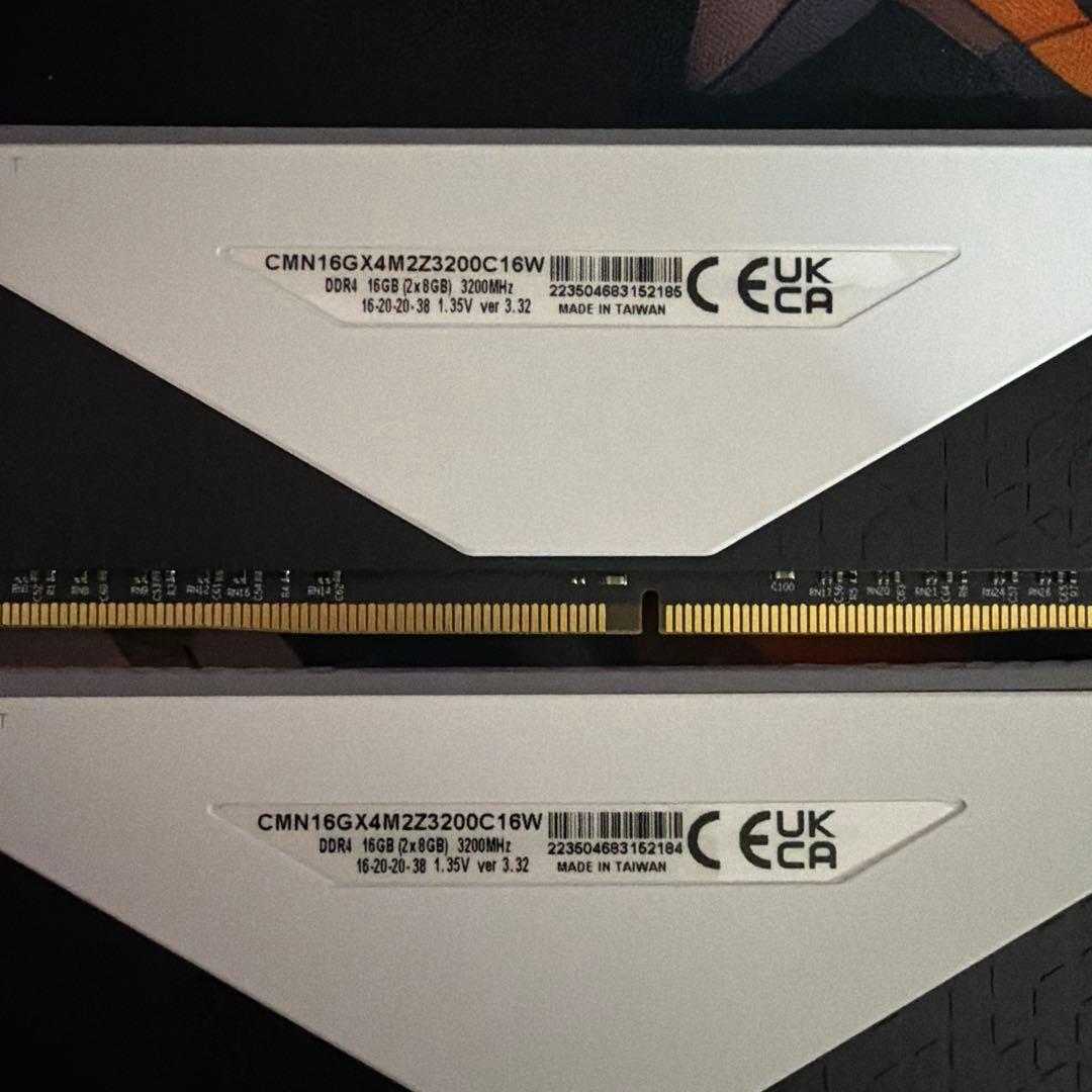 メモリー Corsair Vengeance 16GB DDR4 3200MHz