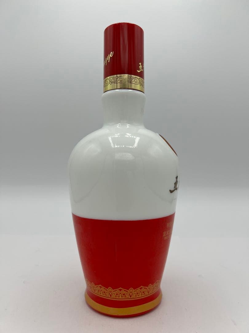 こ*ん様 【未開栓】五粮液 2007 陶器ボトル 500ml 39% 箱付き 重