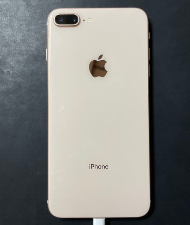 iPhone 8 Plus Gold 64 GB SIMフリー