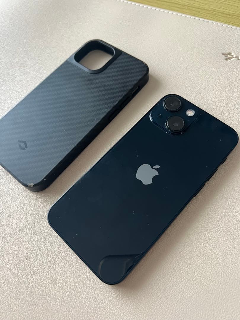 Apple iPhone 13 ブラック 本体 充電器付き