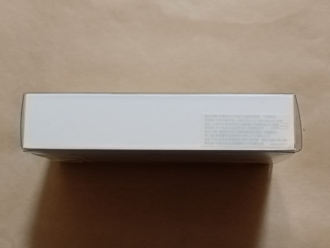 apple純正　マイク付きイヤホン　ME186FE/A