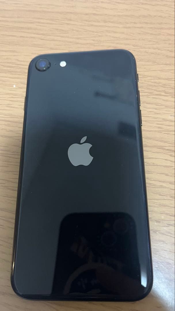 iPhone SE 第2世代 ブラック64GB SIMフリー