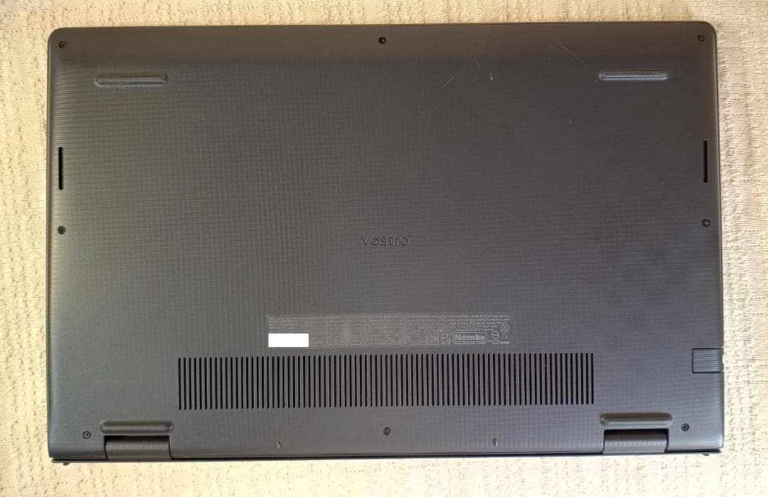 DELL Vostro 15 3520 第12世代corei5搭載