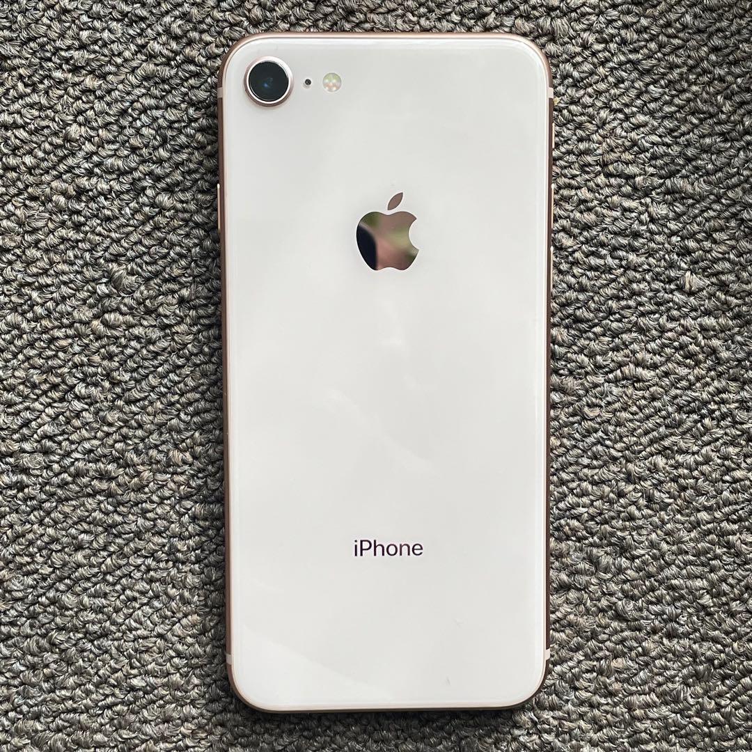 iPhone 8 ゴールド 本体（SIMフリー）