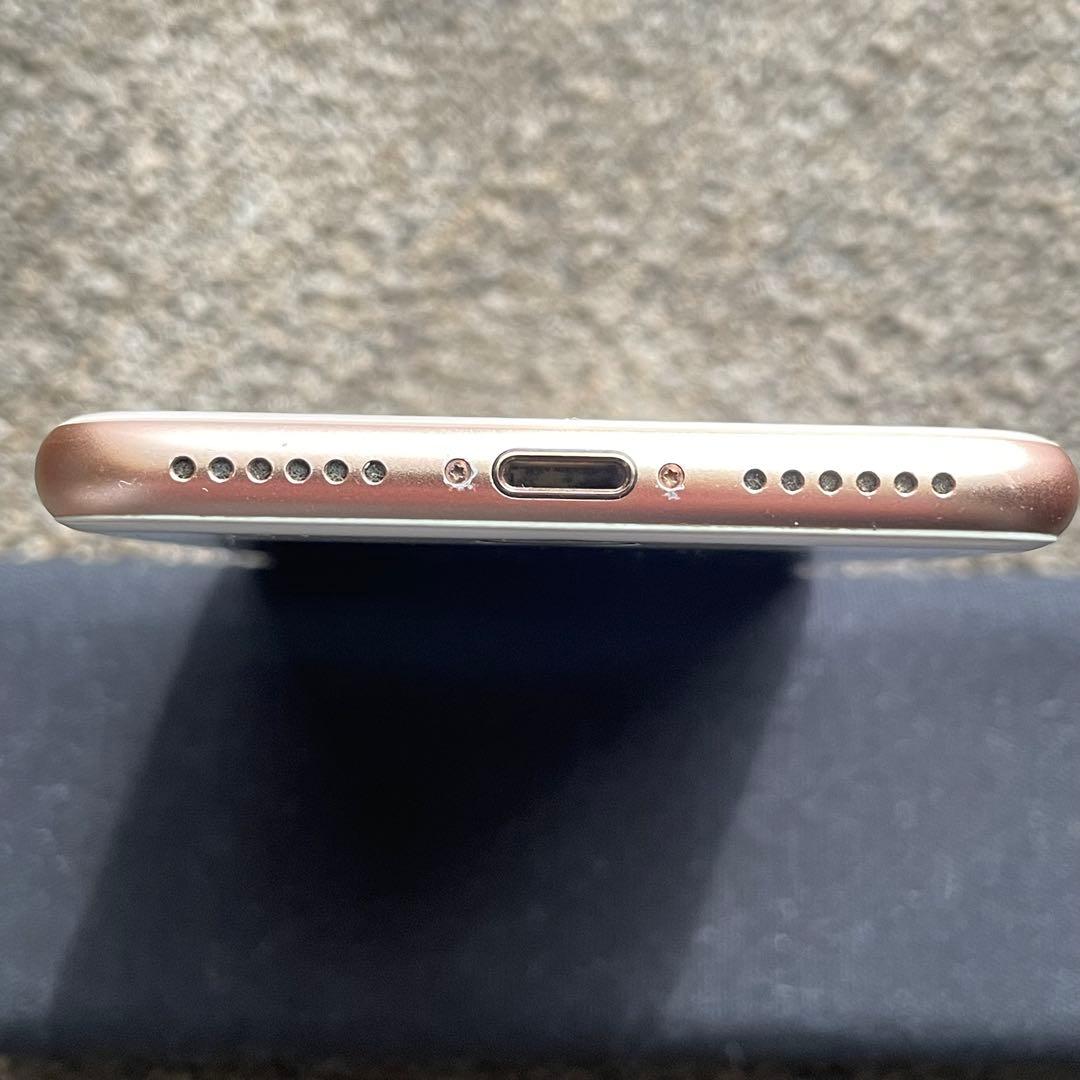 iPhone 8 ゴールド 本体（SIMフリー）