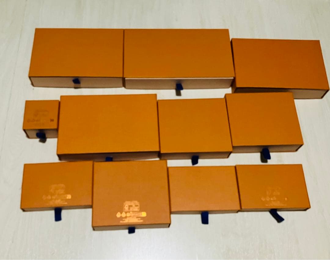 LOUIS VUITTON ギフトボックスセット　財布　小物空箱