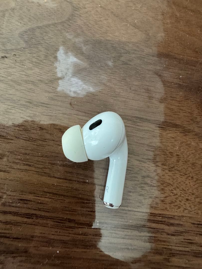 AirPods pro 2 本体　部品不足あり