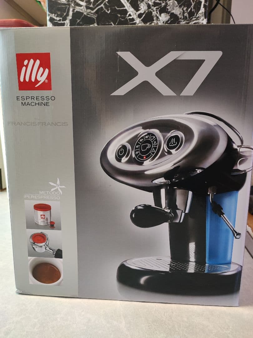 illy エスプレッソマシン x7 中古