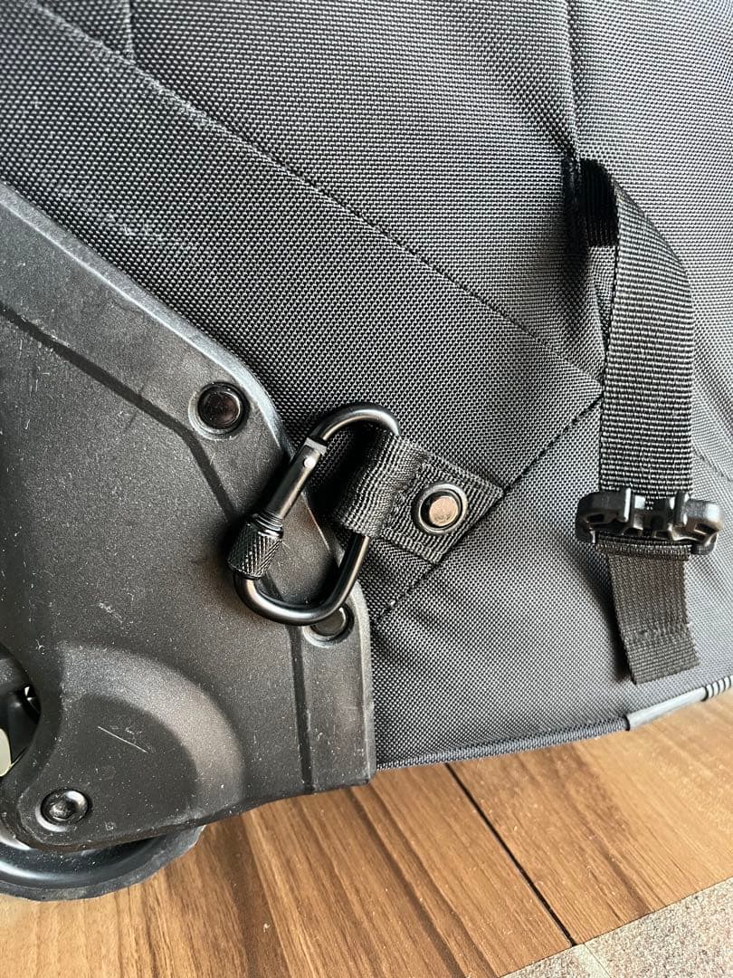 【完売品】karrimor カリマー エアポートプロ40 トラベルキャリー　黒