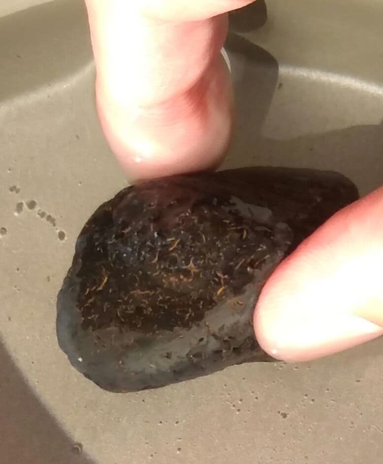 十勝石　玲瓏