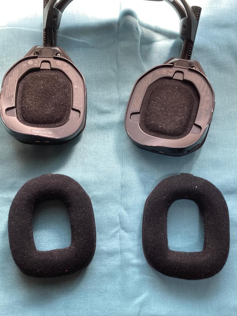 ASTRO A50 ワイヤレスヘッドセット + ベースステーション　(ジャンク)
