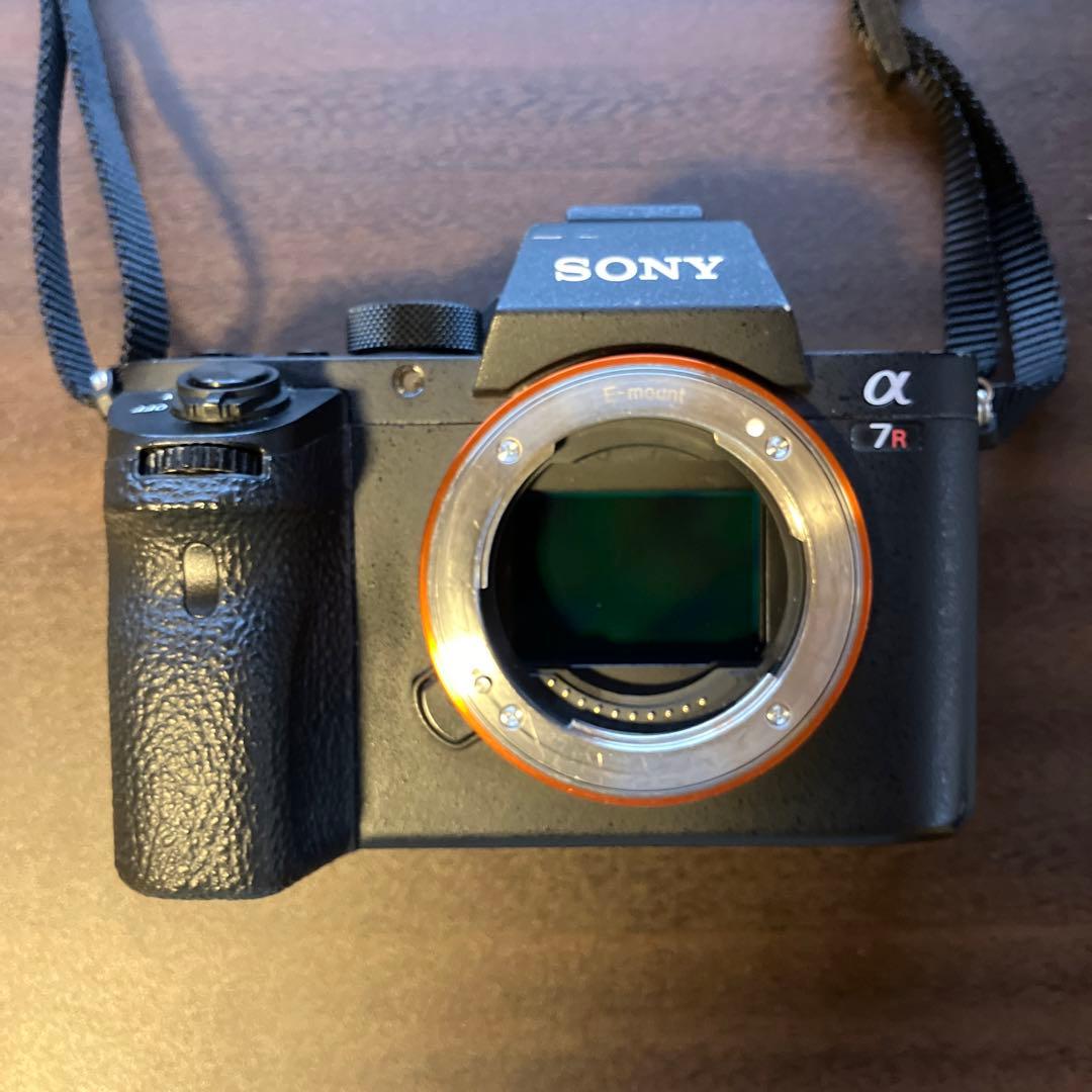 Sony a7R2 ミラーレス一眼(バッテリー付き)