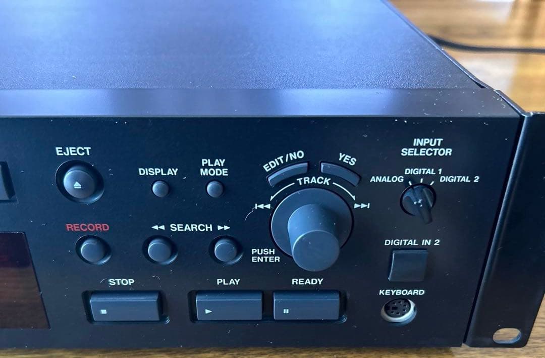 TASCAM MD-350 業務用 MDプレーヤーオーディオ機器　２台セット