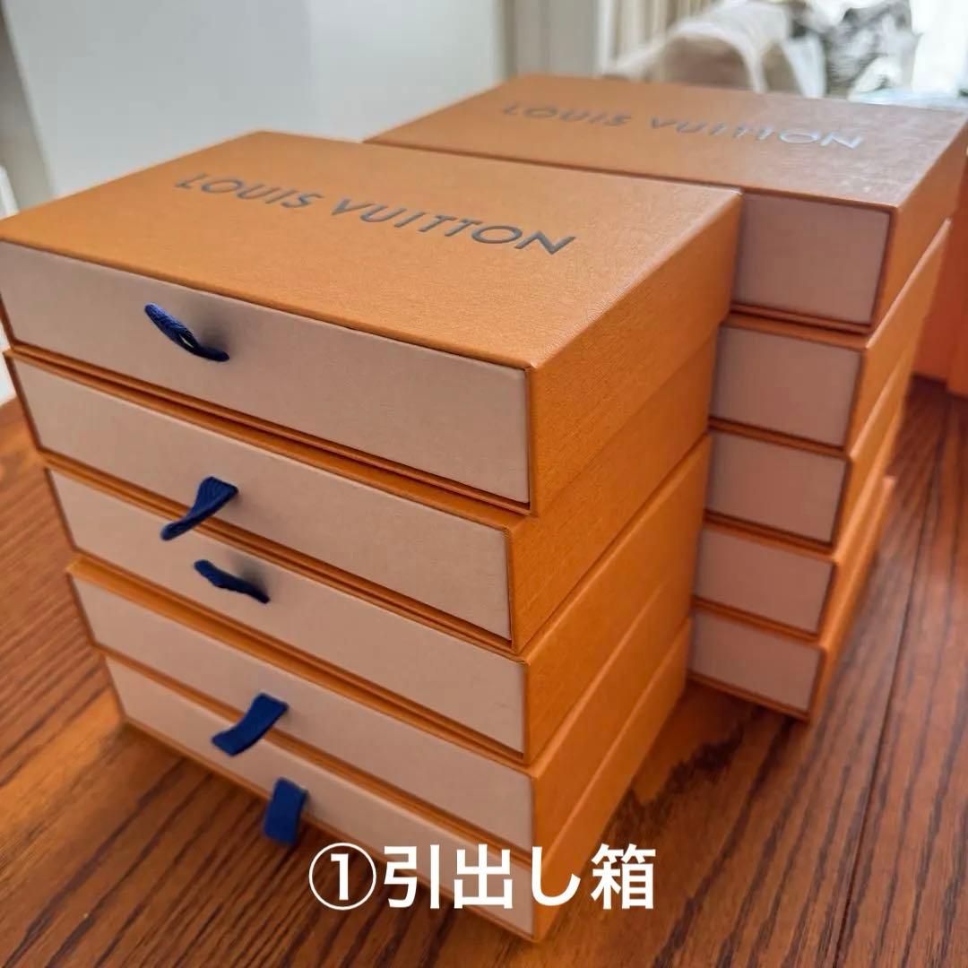ルイヴィトン空箱　保存袋　栞　リボン等　まとめ売り