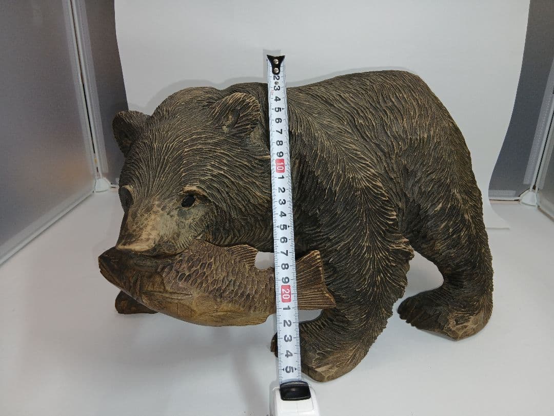 木彫り熊 北海道 鮭くわえ 大型40cm 台座付