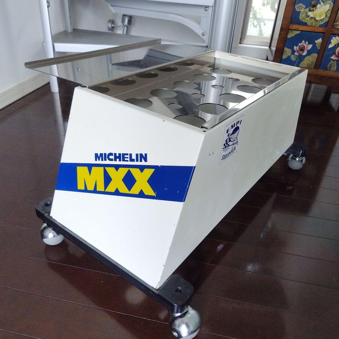 【海外輸入非売品】ミシュラン業務用什器ステンレスディスプレイラック