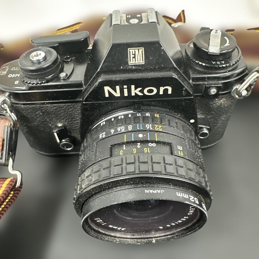 最安値Nikon EM 一眼レフカメラ 35mmレンズ付き　2687 0.2