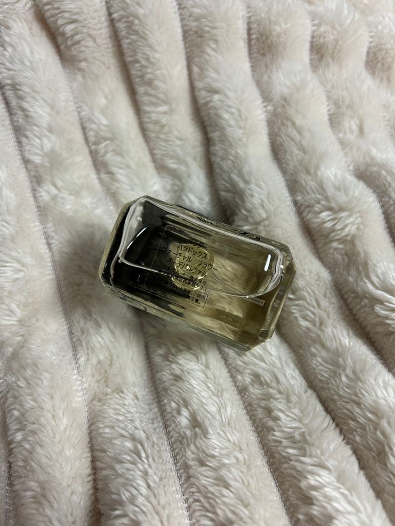 PRADA 香水 パラドックス ヴァーチャルフラワーオーデパルファム プラダ