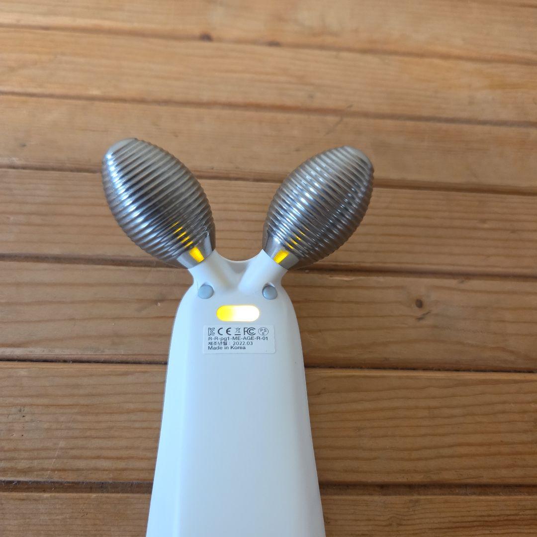 メディキューブAGE-R EMSダーマショット （小顔ケア美顔器）／EMS美顔器