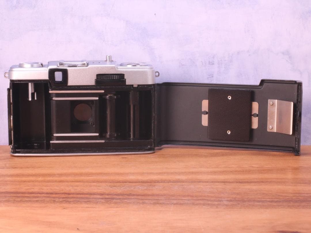 紫桔梗様☆完動品 フィルムカメラ OLYMPUS PEN EE-2