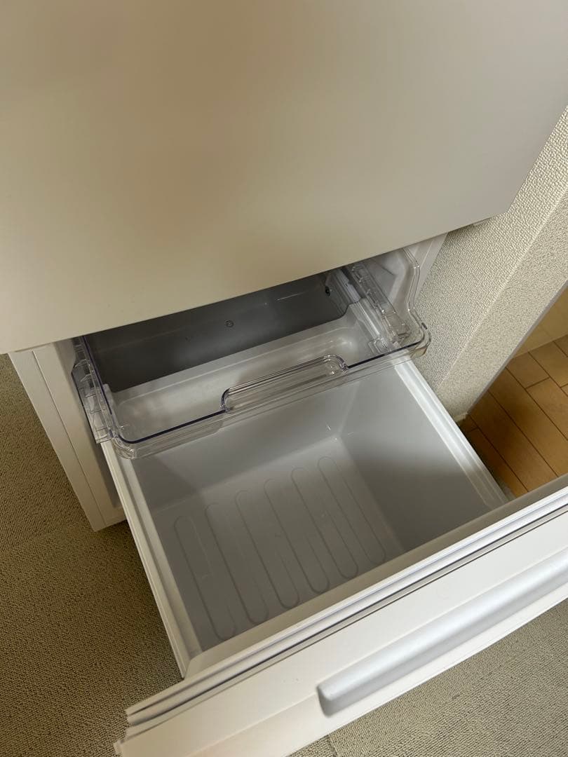 SHARP 一人暮らし冷蔵庫 SJ-D15J-W 152L 2023年製