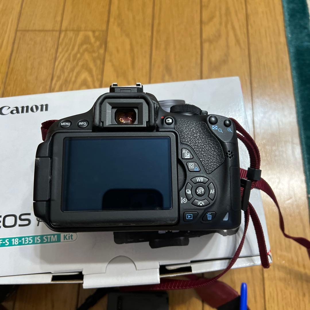 Canon EOS Kiss X7 iデジタル一眼レフ