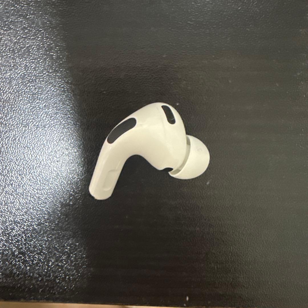 AirPods Pro 第3世代　正規品　右耳のみ