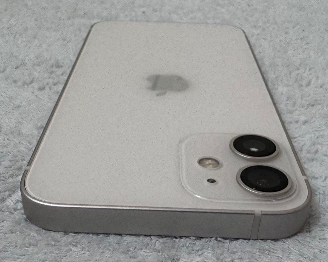 s*2様 【美品】iPhone 12 mini 64GB ホワイト