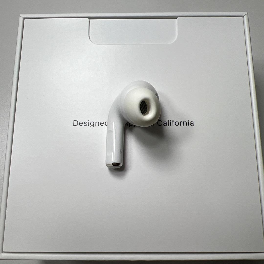 AirPods Pro 第2世代　lightning 右耳 A2698 [32]