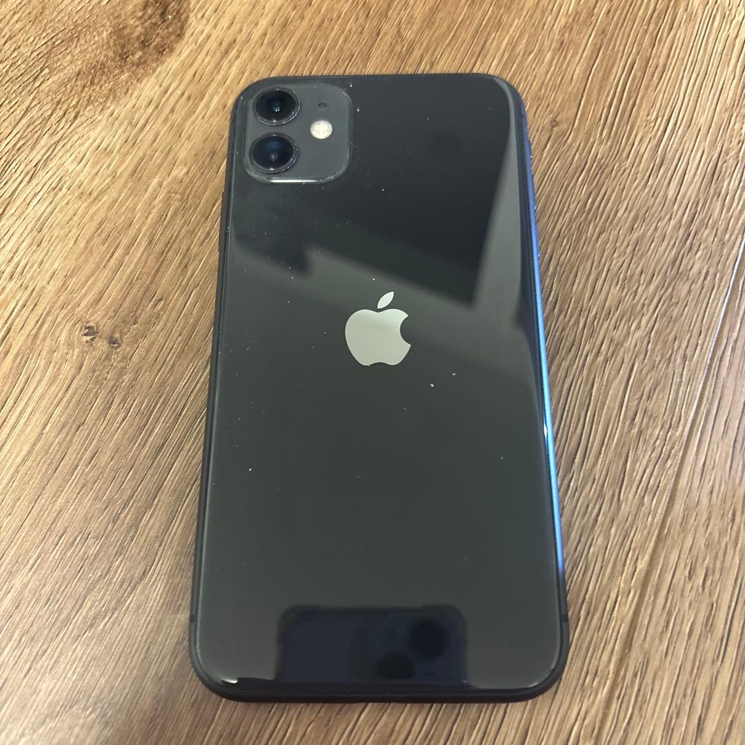 Apple 【iPhone 11】ブラック 本体