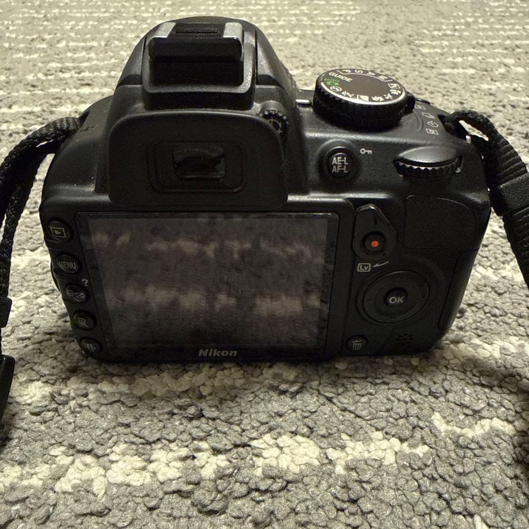 Nikon デジタル一眼レフカメラ　D3100