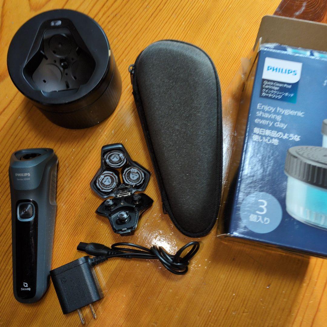 ち*ら様 特価 PHILIPS SkinIQ メンズシェーバー