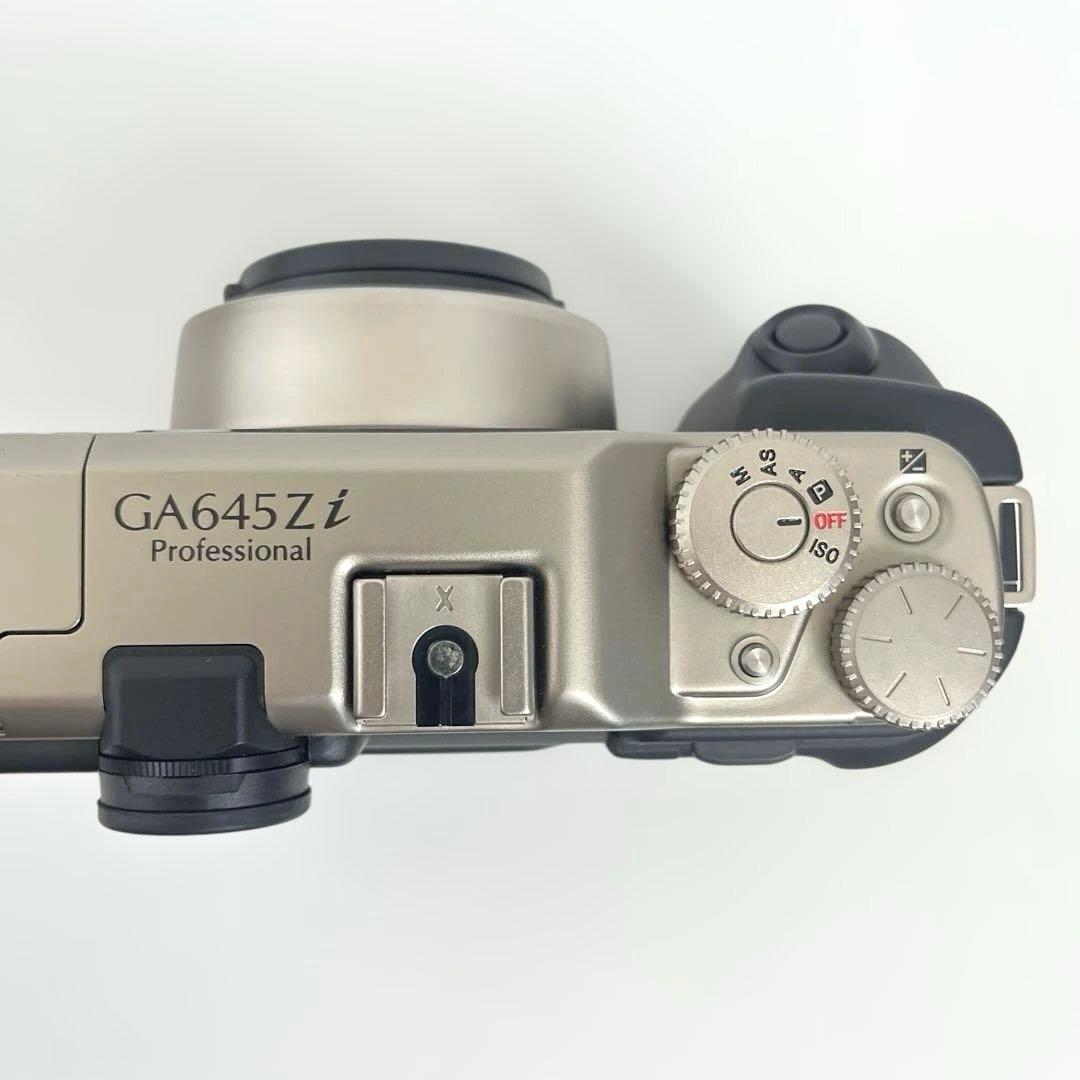 Fujifilm GA645zi professional 中判カメラ