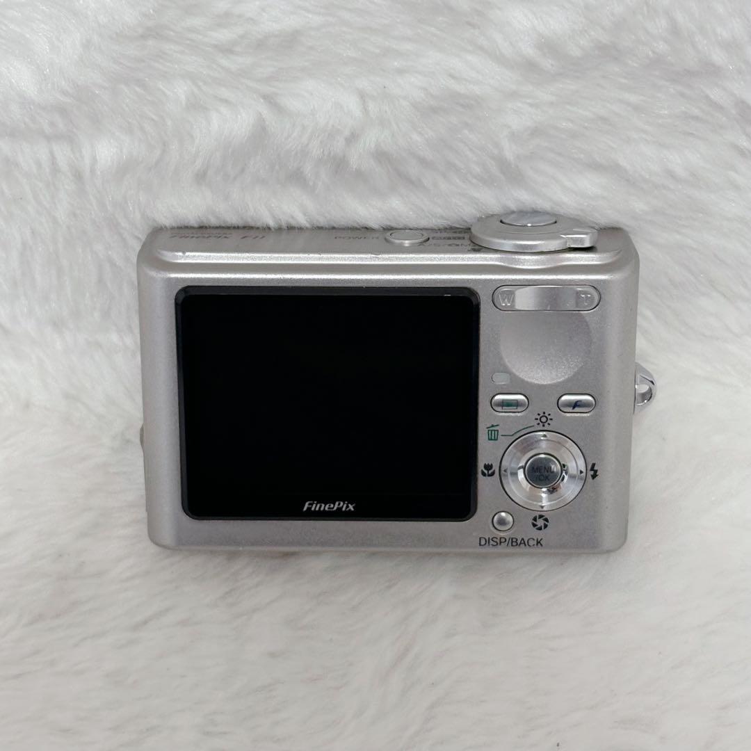【美品】Fujifilm FinePix F11 6.3メガピクセル
