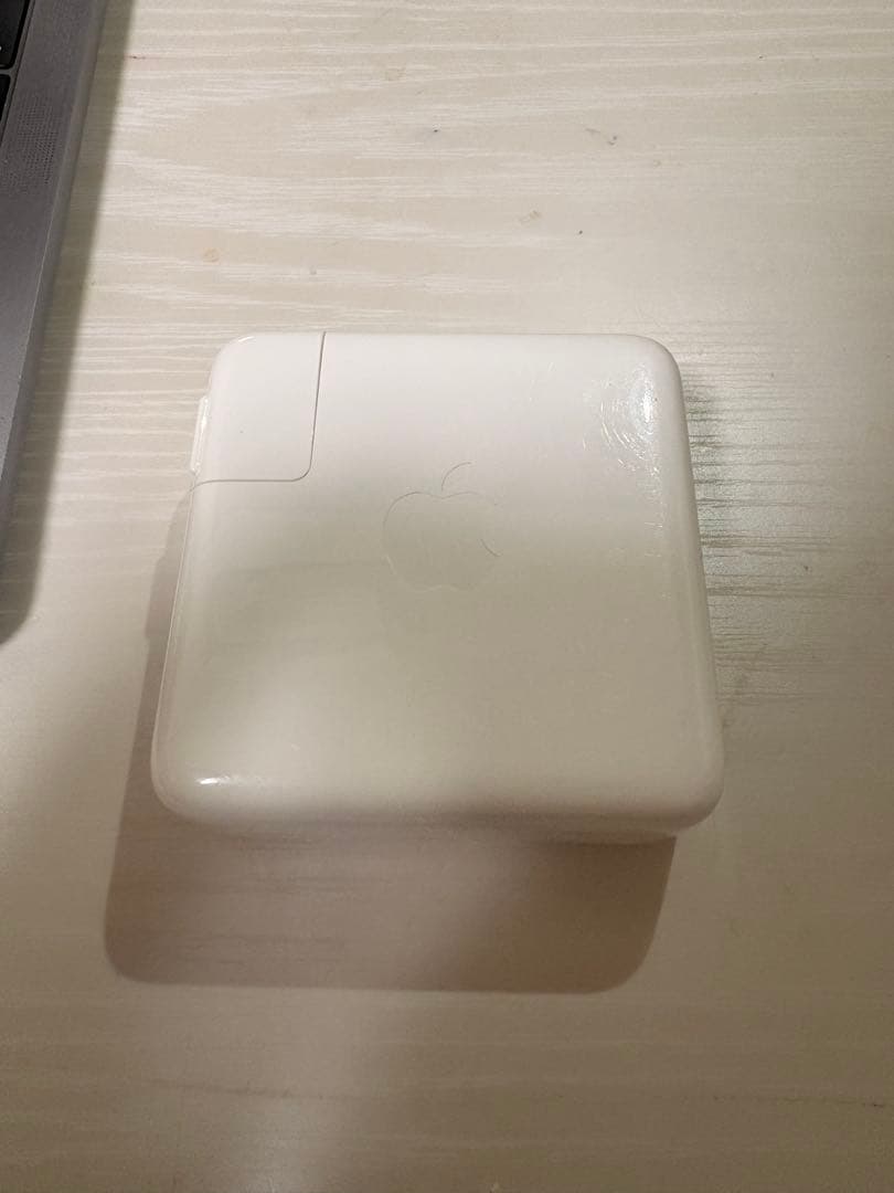 【即購入可】Apple MacBook Pro 13インチ（2019年モデル）