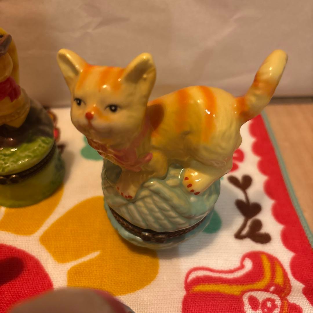 猫の陶器置物 ヒンジケース　ポタリー　小物入れ