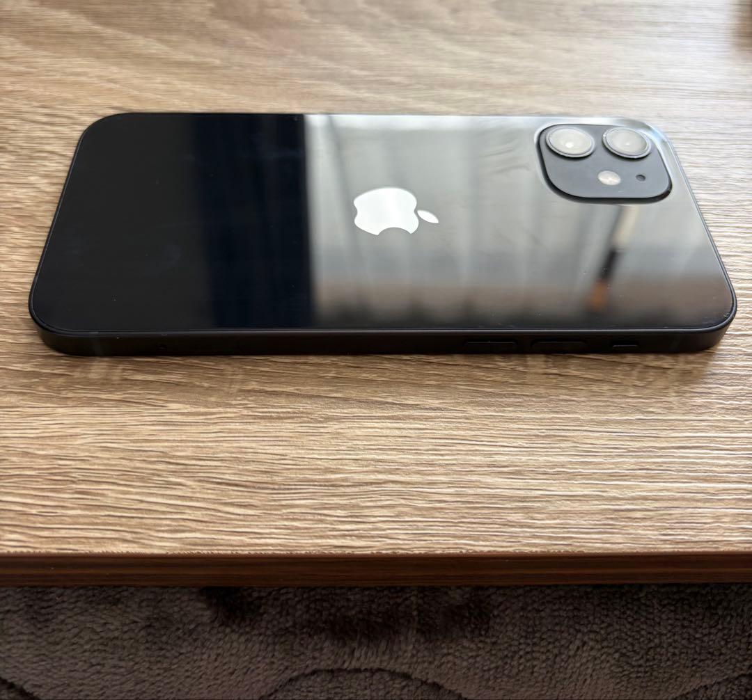 iPhone12 128GB 最大バッテリー容量73%