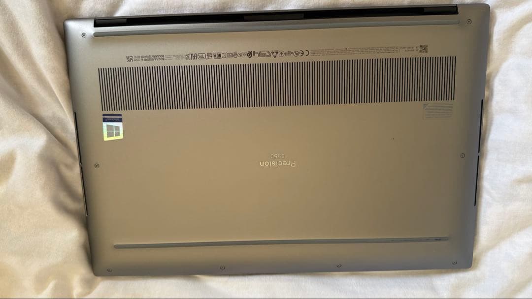 Windowsノート本体 DELL precision 5550