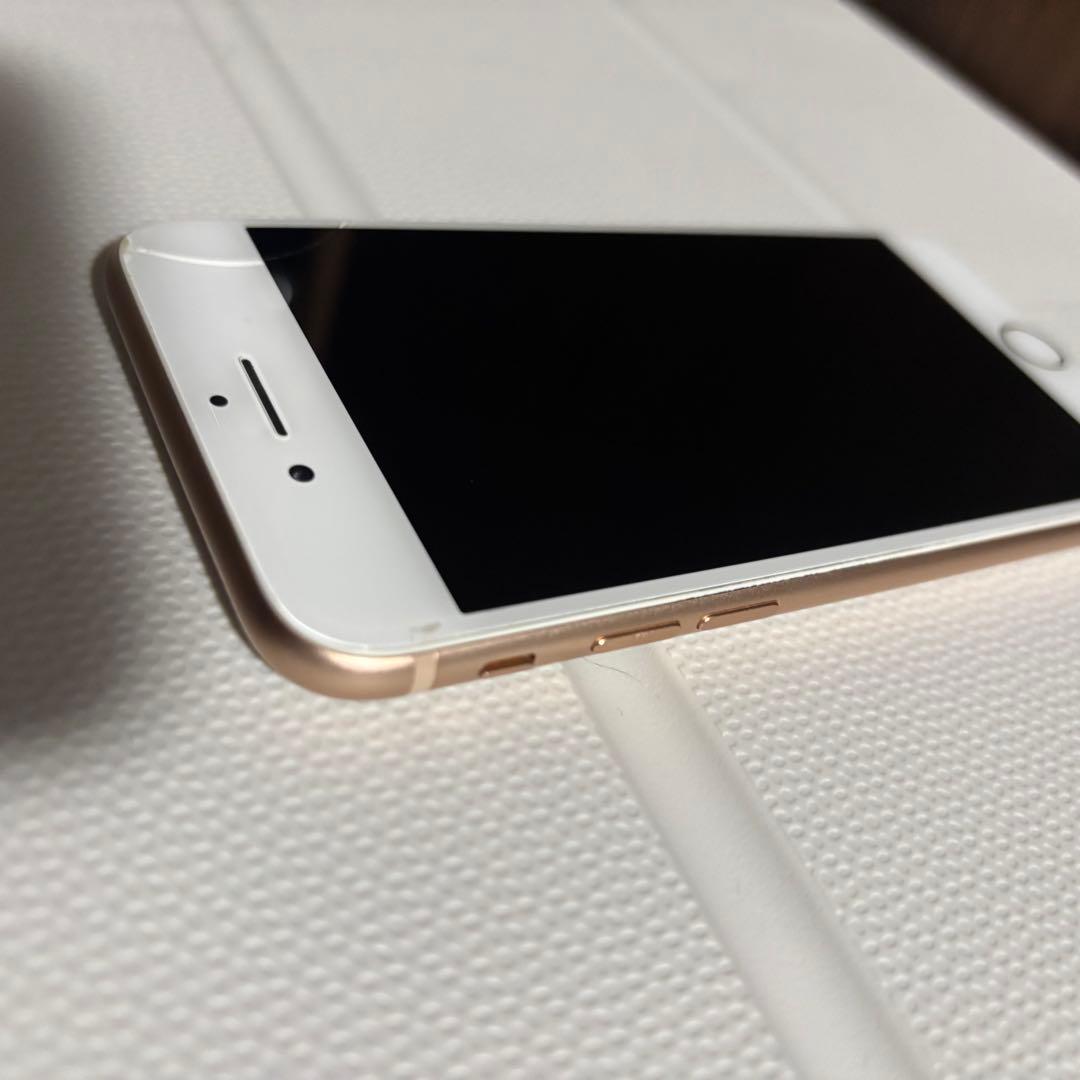 Apple iPhone 8 ゴールド SIMロック解除済み