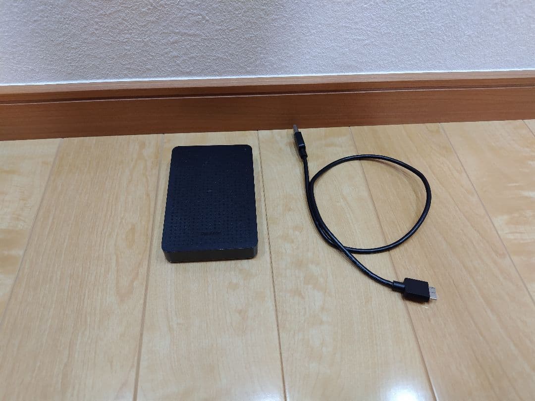 外付けポータブルHDD HD-PCF2.0U3-GB(2TB・バッファロー)