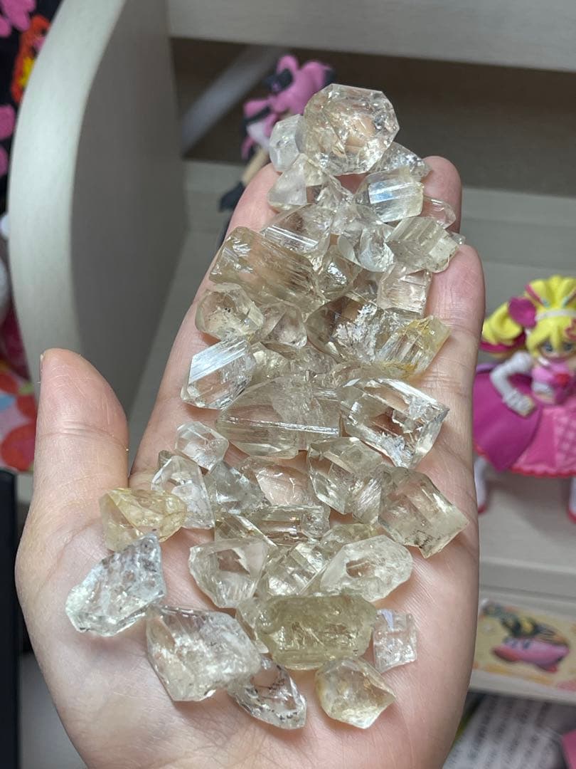 ベトナム産トパーズ4400ct(880g)
