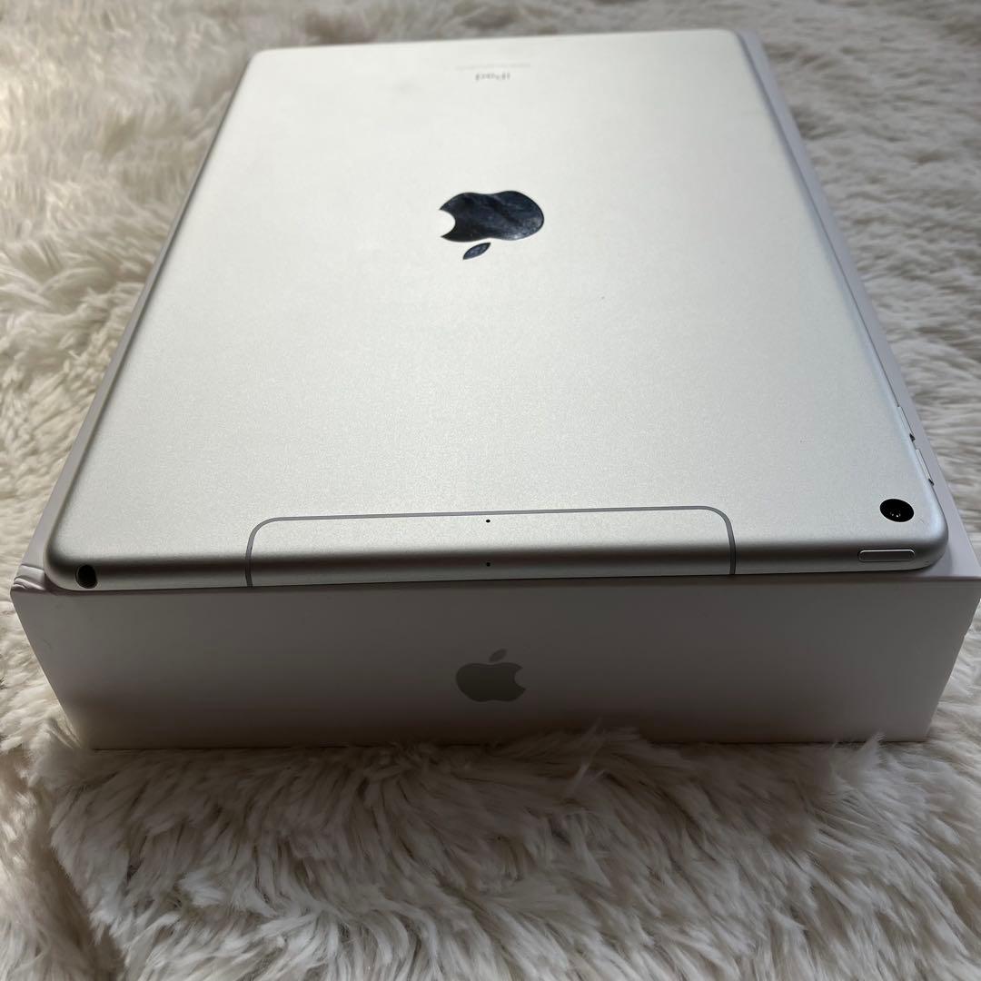 【完動品】iPad Air3 256GB SIMフリー 【すぐ発送】【付属品】