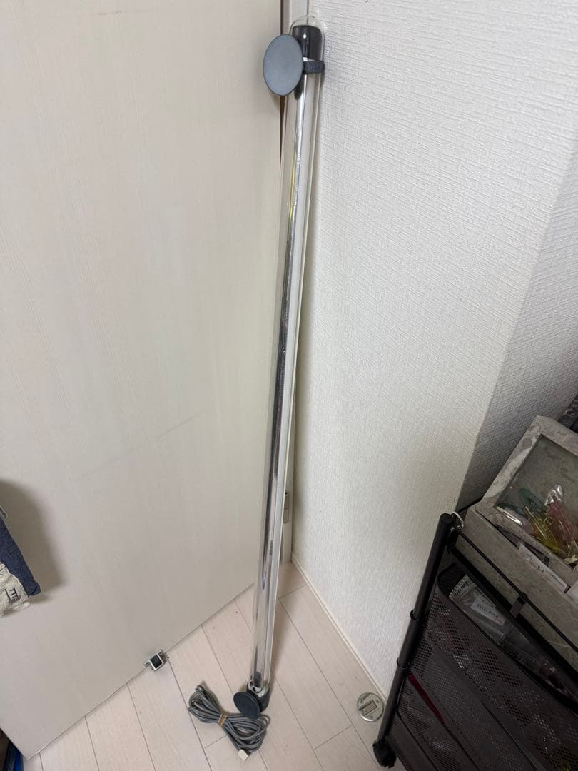 水中蛍光灯（アロカフェ）紅龍色揚用
