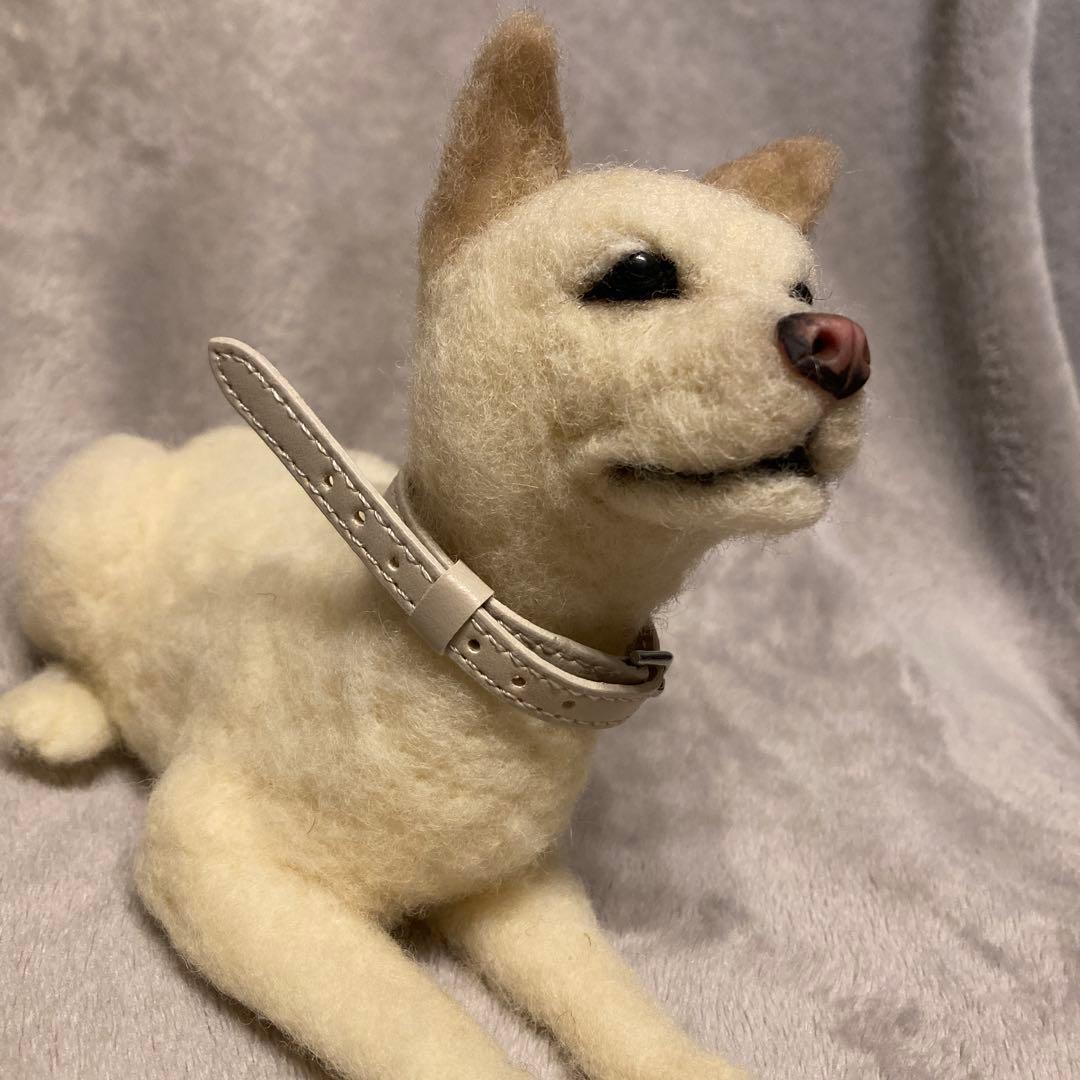 羊毛フェルト　白柴