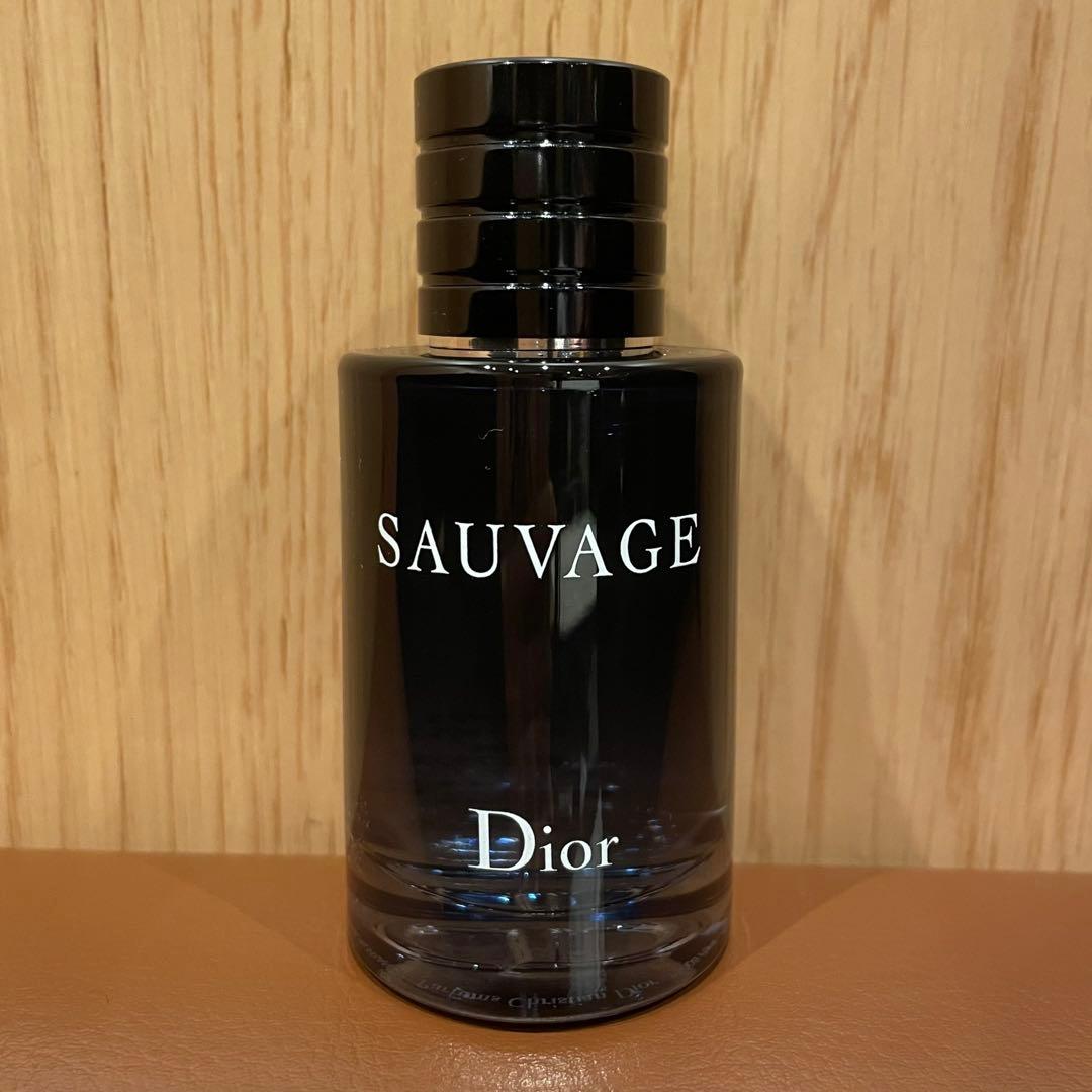 Dior SAUVAGE ソヴァージュ　香水　60ml